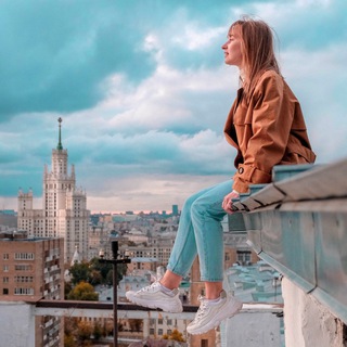Логотип телеграм канала @justmiao — Moscow Diary🖤