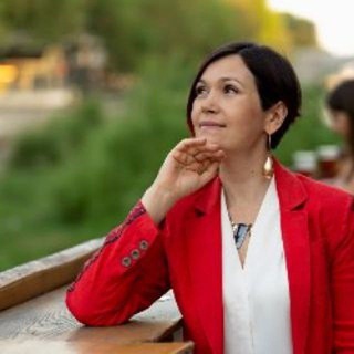 Логотип телеграм канала @kak_prodavat_legko — Как продавать легко с Юлией Ушаковой
