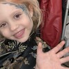 Логотип телеграм канала @karishaksks0 — lasqwx