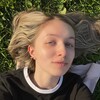 Логотип телеграм канала @katrinenglish — English space с Катей 🤍