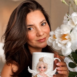Логотип телеграм канала @katushina_otdushina — Екатерина Новаковская