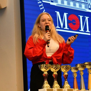Логотип телеграм канала @kce_netcka — Инопланетяне влюбляются в августе