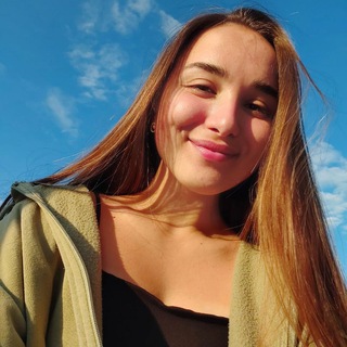 Логотип телеграм канала @kkristinapopovaa — KKRIS | Путь к себе через блог ❤