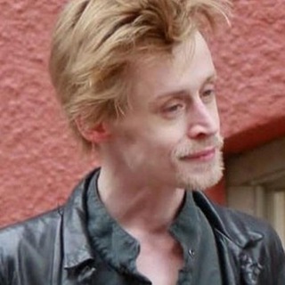 Логотип телеграм канала @klkch — Маколей Калкин не умер?