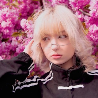Логотип телеграм канала @kmilky_komf — комфорт. кэм. 💒
