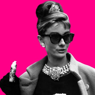 Логотип телеграм канала @kniginyakino — Книгиня Киновская