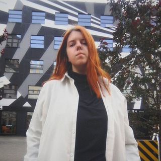 Логотип телеграм канала @knigitaro — Софа, откуда книги?