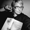 Логотип телеграм канала @knizhny_salon — Салон Мадам О.