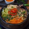 Логотип телеграм канала @korfoodsochi — "Mr.LEE" pan-Asian restaurant. Работаем с 12:00 до 01:00