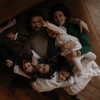 Логотип телеграм канала @kovbo_family — Ковалёвы. Летопись счастливой многодетной семьи🧸🎭🎯
