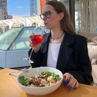 Логотип телеграм канала @krasivovkusno — Let’s EAT 🍭