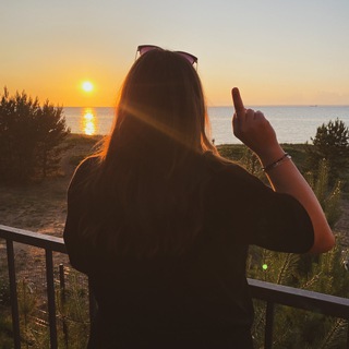 Логотип телеграм канала @krh2avmdhtm5mjgy — Жизнь в большом П ⚓