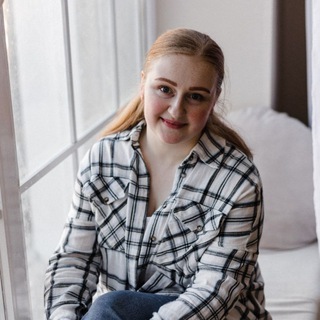 Логотип телеграм канала @kristinad_designer_decorator — Жизнь в цвете | Декоратор интерьера