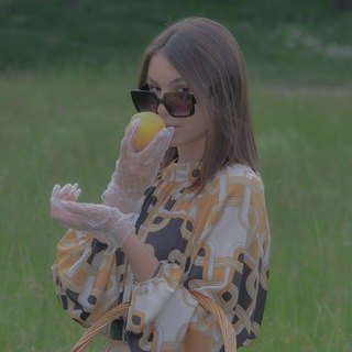 Логотип телеграм канала @kristinakn — KIKI про PR и ПОЗНАНИЕ