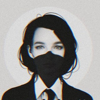 Telegram channel 😎#Критиканша: Книги і Серіали logo