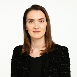 Логотип телеграм канала @kseniaraupova_supplychain — Ксения Раупова. О логистике.