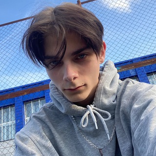 Логотип телеграм канала @l1ikmi — who?llikmi?🌎