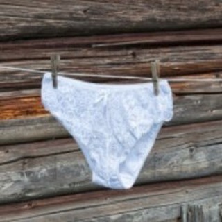 Логотип телеграм канала @laceonherpanties — Цирк Никитиных. Хроники