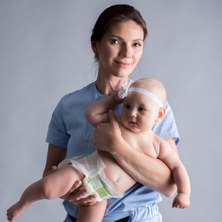 Логотип телеграм канала @lapshina_babymassage — Реабилитолог Оксана Лапшина о двигательном развитии малышей