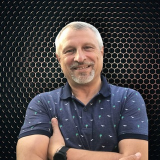 Логотип телеграм канала @lavnivaslive — Быть настоящим. Магия человеческой жизни.