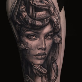 Логотип телеграм канала @lekatattoo — Tattoos by lekatattoo