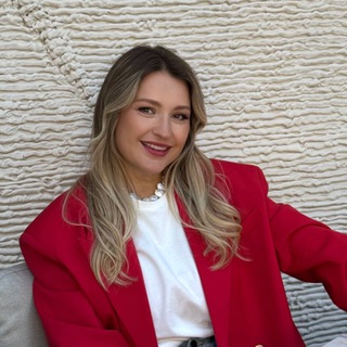 Логотип телеграм канала @lenasobol_school — Лена Соболь / заявки и личный бренд для турагента