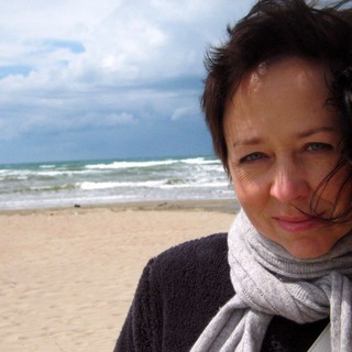 Логотип телеграм канала @lenatommm — LenaTom