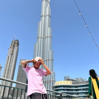 Логотип телеграм канала @leshasuvorov — Лёша Суворов