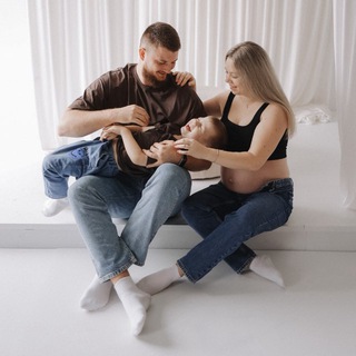 Логотип телеграм канала @life_fedotova — FEDOTOV_FAMILY