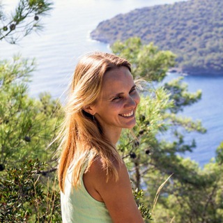 Логотип телеграм канала @life_photo_travel — Photo, life and travel
