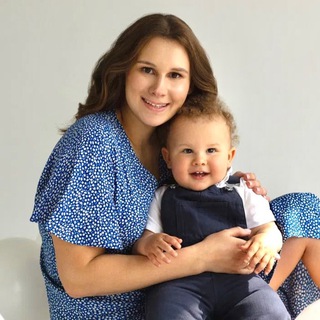 Логотип телеграм канала @life_with_robushka — Life with Robushka