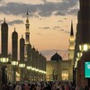 Логотип телеграм канала @life_in_medina — Жизнь в Медине 🇸🇦