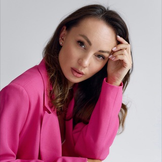 Логотип телеграм канала @liltvinova — lil_tvinova