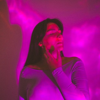 Логотип телеграм канала @lilyacosmos — Лиля | Телеграм секретики 💌