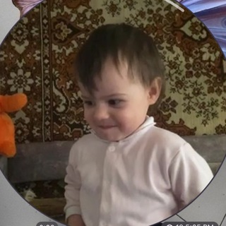 Логотип телеграм канала @linaloveeee — лина на каждый день