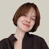Логотип телеграм канала @lingu_a — английский с нуля с Алсу ✨