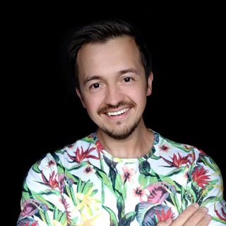 Логотип телеграм канала @lingvorealist — лингвист реалист