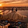 Логотип телеграм канала @lisbon_dvizh — Лиссабонский движ