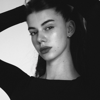 Логотип телеграм канала @literallymariya — Literally Mariya