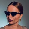 Логотип телеграм канала @liza_snizy — Лиза из первой квартиры