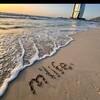 Логотип телеграм канала @llife_m — 𝐌’𝐥𝐢𝐟𝐞🩷