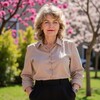 Логотип телеграм канала @llovi_momentt — ЛИЛИЯ МАСЛОВА