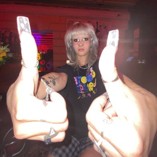 Логотип телеграм канала @lolasdohla — лолаленд