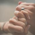 Logo saluran telegram love_couple_video — Status video
