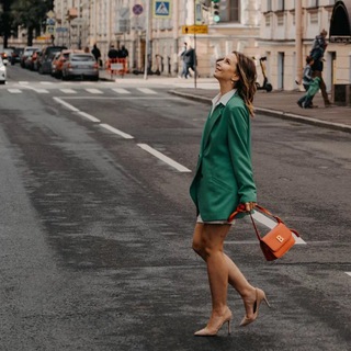 Логотип телеграм канала @lovebusines — Бизнес по любви