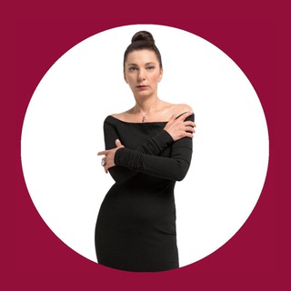 Логотип телеграм канала @madamdefile — Madamdefile. Режиссер-постановщик дефиле Наталья Петухова