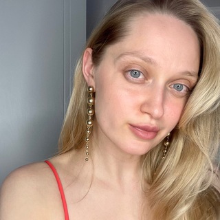 Логотип телеграм канала @madame_de_garderobe — Kris, хочу образ, pls!