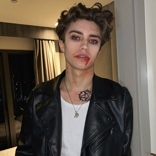 电报频道的标志 maksim_litokhin — МАКСИМКА❤️