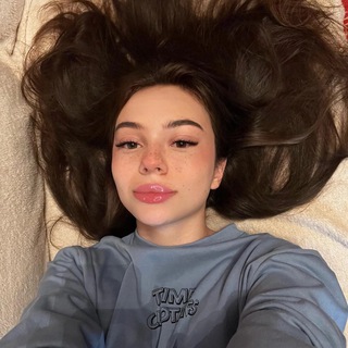 Логотип телеграм канала @malelota — 𝐌𝐀𝐋𝐄𝐋𝐎𝐓𝐀.