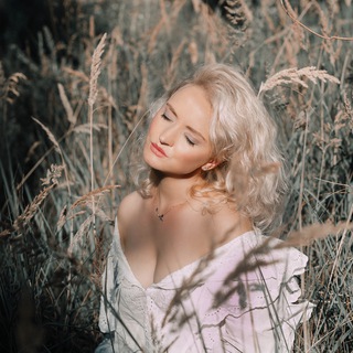 Логотип телеграм канала @malenkaya_hozyaik — Malenkaya_hozyaika